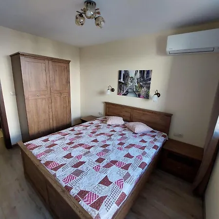 за гости делукс * 布尔加斯