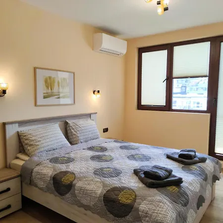 за гости делукс *