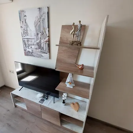 за гости делукс Lejlighed Burgas City