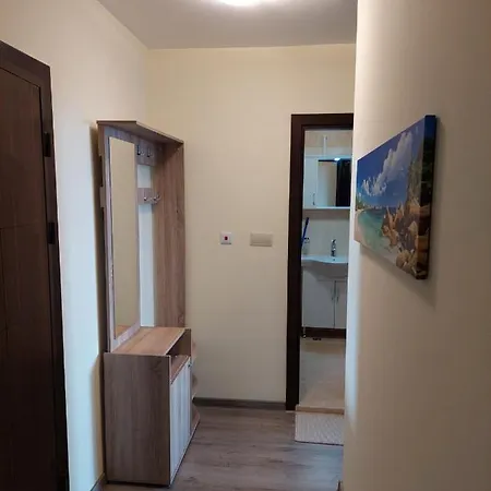 за гости делукс Burgas City
