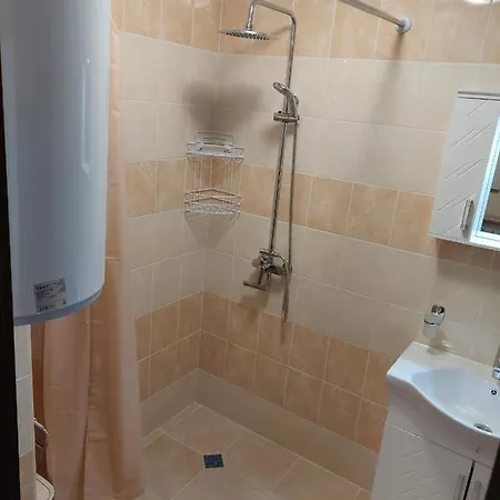 за гости делукс Lejlighed Burgas City