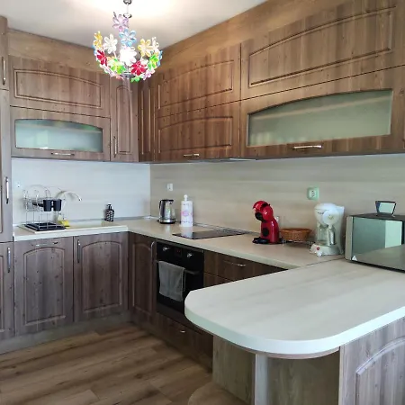 за гости делукс * Burgas City