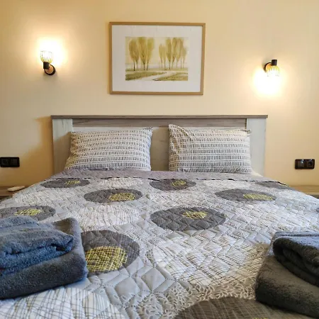 за гости делукс