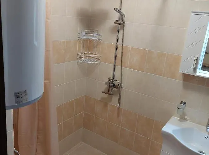 за гости делукс Daire Burgaz